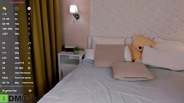 Jennifer Wadee online show from May 2026 12:18:01 AM