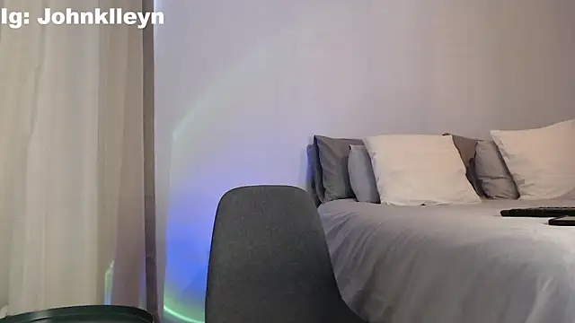 jonhklleyn online show from April 2026 06:25:02 PM