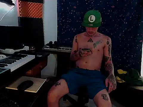 Snapshot of patrik_tattoo_ chatting on February 2025 08:03:01 PM patrik tattoo online show from February 2025 08:03:01 PM