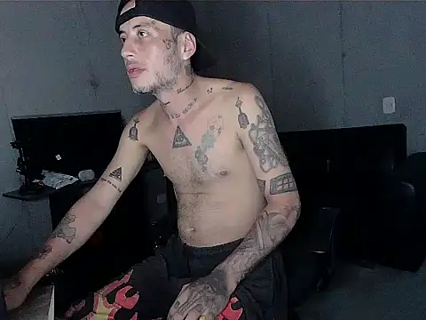 Snapshot of patrik_tattoo_ chatting on February 2026 04:20:02 AM patrik tattoo online show from February 2026 04:20:02 AM