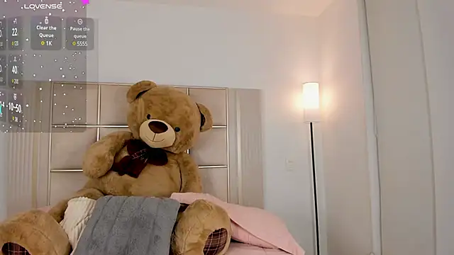 Snapshot of saraamiller_ chatting on January 2025 07:32:02 AM saraamiller online show from January 2025 07:32:02 AM