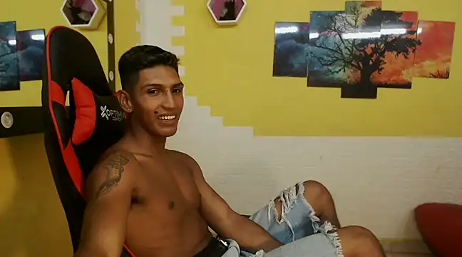 mau elixxx online show from December 2024 04:39:01 AM