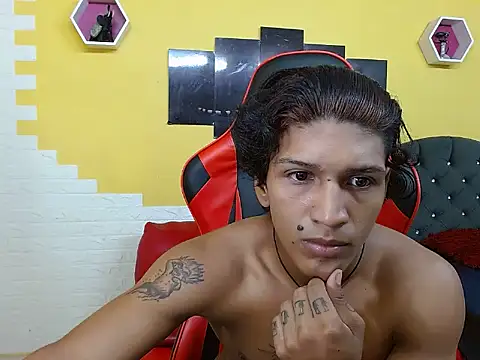 mau elixxx online show from January 2026 02:21:02 PM