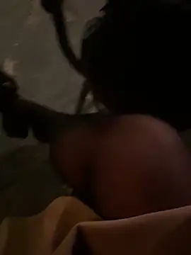 Snapshot of Jade_Zephyra chatting on February 2025 04:14:02 AM Jade Zephyra online show from February 2025 04:14:02 AM