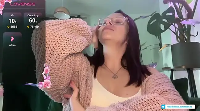 Snapshot of MelodyRoseUk chatting on February 2025 12:08:02 AM MelodyRoseUk online show from February 2025 12:08:02 AM