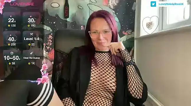 Snapshot of MelodyRoseUk chatting on February 2025 02:21:01 PM MelodyRoseUk online show from February 2025 02:21:01 PM