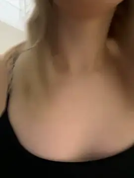 Eva Millss online show from December 2024 01:22:01 PM