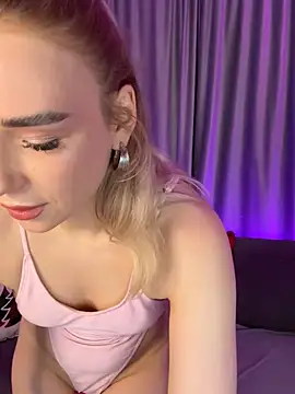 Eva Millss online show from December 2024 08:05:02 PM