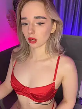 Eva Millss online show from December 2024 04:58:01 PM