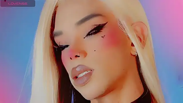 DanniLee  online show from November 2025 08:55:01 PM