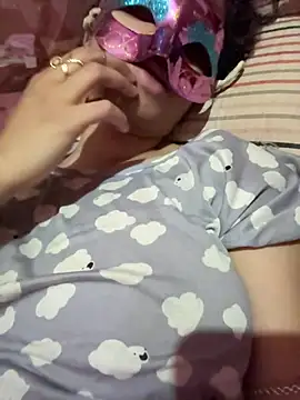 Snapshot of Miss-Kamini chatting on March 2025 10:53:01 PM Miss-Kamini online show from March 2025 10:53:01 PM