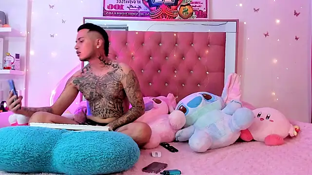 Snapshot of tamy_ian chatting on December 2024 06:26:02 PM tamy ian online show from December 2024 06:26:02 PM