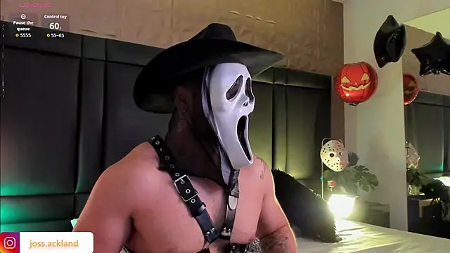 JossAckland online show from October 2025 07:59:01 PM