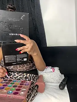 chiquimaturesexy online show from February 2026 09:42:01 PM