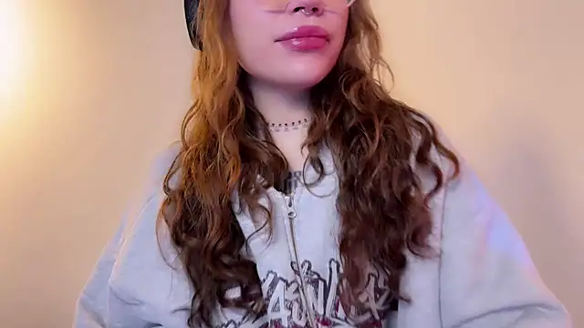 PaulaPratt online show from January 2025 03:22:01 AM