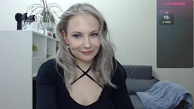 Snapshot of Sunny_bunny6 chatting on January 2025 07:06:02 AM Sunny bunny6 online show from January 2025 07:06:02 AM