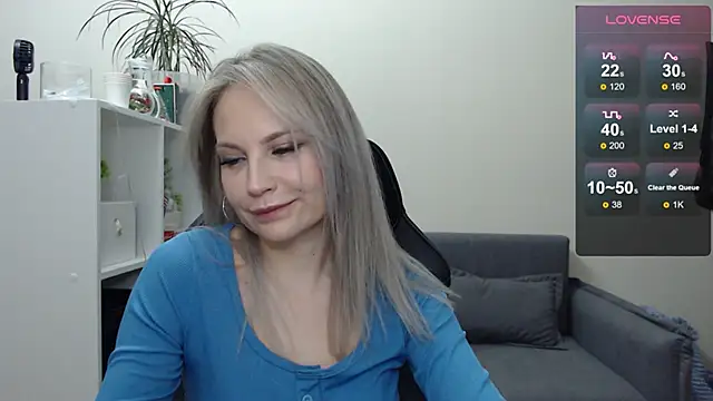 Snapshot of Sunny_bunny6 chatting on February 2025 03:32:01 PM Sunny bunny6 online show from February 2025 03:32:01 PM