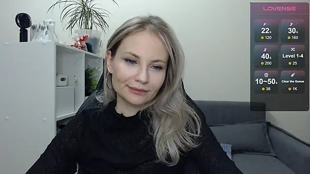 Snapshot of Sunny_bunny6 chatting on March 2025 12:48:01 AM Sunny bunny6 online show from March 2025 12:48:01 AM