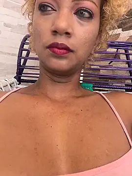 Amaliu  online show from December 2025 04:14:02 PM