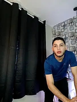 Snapshot of TommyandBillie chatting on November 2025 06:06:02 PM TommyandBillie online show from November 2025 06:06:02 PM