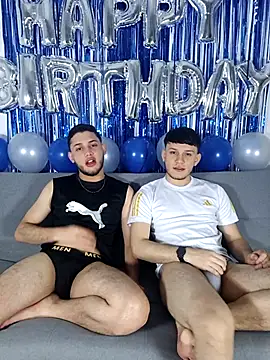 Snapshot of TommyandBillie chatting on February 2026 06:09:02 AM TommyandBillie online show from February 2026 06:09:02 AM