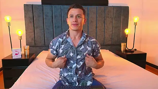 Andrewfalcon online show from February 2025 06:59:01 PM