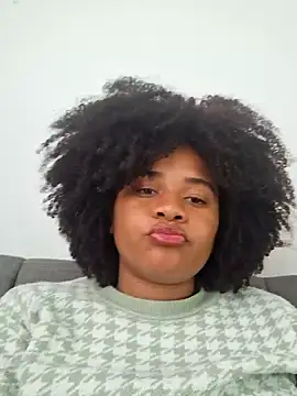 DANIELA MICHEL online show from February 2025 07:18:02 PM