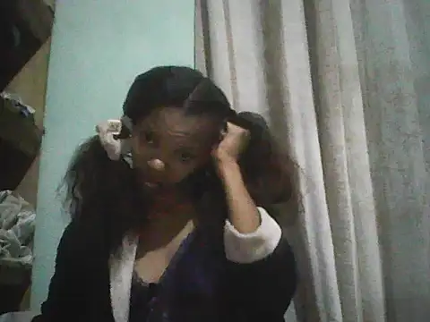 Snapshot of Antsoalie chatting on September 2025 06:26:01 AM Antsoalie online show from September 2025 06:26:01 AM