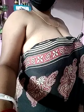 BERRY 00 online show from April 2026 06:01:01 PM