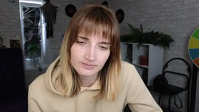 Nika Kitten online show from March 2026 11:03:01 AM