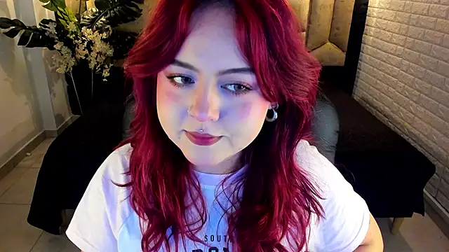 Snapshot of crimson_tati_ chatting on March 2026 03:45:02 AM crimson tati online show from March 2026 03:45:02 AM