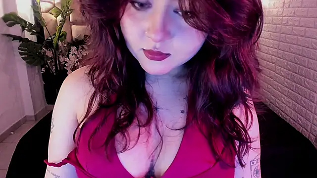 Snapshot of crimson_tati_ chatting on May 2026 06:08:01 AM crimson tati online show from May 2026 06:08:01 AM
