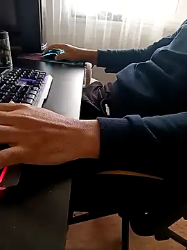 Snapshot of SertSikici022 chatting on December 2024 10:28:02 AM SertSikici022 online show from December 2024 10:28:02 AM