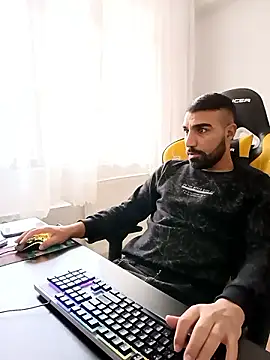 Snapshot of SertSikici022 chatting on December 2024 08:44:02 AM SertSikici022 online show from December 2024 08:44:02 AM