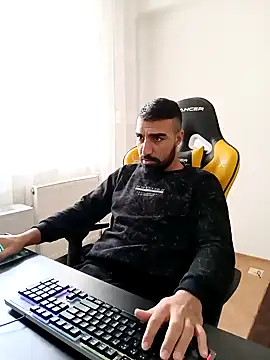 Snapshot of SertSikici022 chatting on December 2024 10:49:01 AM SertSikici022 online show from December 2024 10:49:01 AM