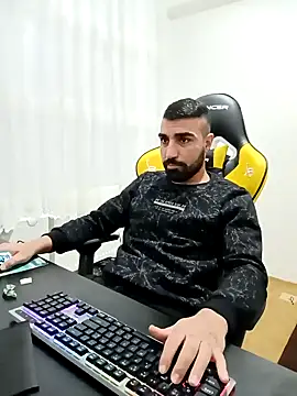 Snapshot of SertSikici022 chatting on December 2024 02:38:02 PM SertSikici022 online show from December 2024 02:38:02 PM