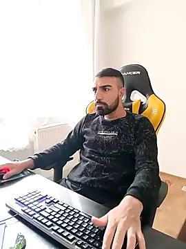 Snapshot of SertSikici022 chatting on December 2024 10:23:02 AM SertSikici022 online show from December 2024 10:23:02 AM