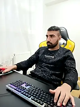 Snapshot of SertSikici022 chatting on December 2024 03:02:02 PM SertSikici022 online show from December 2024 03:02:02 PM