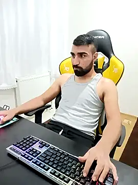 Snapshot of SertSikici022 chatting on December 2024 07:50:02 PM SertSikici022 online show from December 2024 07:50:02 PM