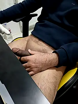 Snapshot of SertSikici022 chatting on March 2025 09:06:02 PM SertSikici022 online show from March 2025 09:06:02 PM