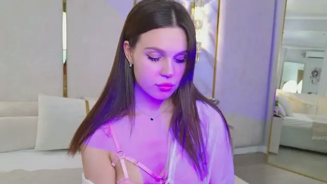 RihannaRose online show from April 2026 05:10:01 PM