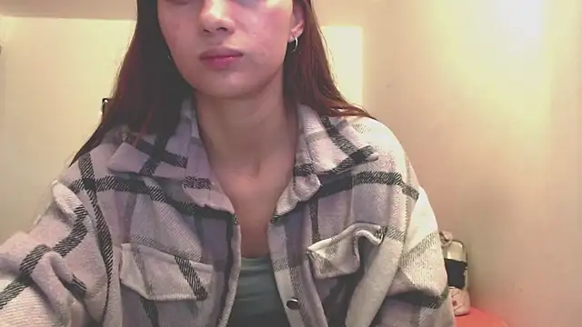 holy juli online show from April 2026 04:24:02 AM