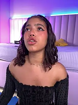 KellyOlsenbe online show from March 2026 08:05:02 PM