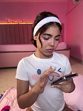 KellyOlsenbe online show from March 2026 08:57:02 PM