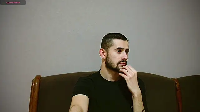 Snapshot of Sweet__Daddy chatting on December 2024 10:30:01 PM Sweet Daddy online show from December 2024 10:30:01 PM