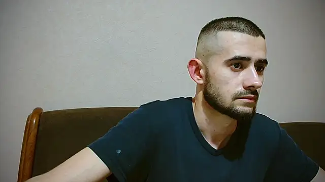 Snapshot of Sweet__Daddy chatting on December 2024 01:49:02 PM Sweet Daddy online show from December 2024 01:49:02 PM