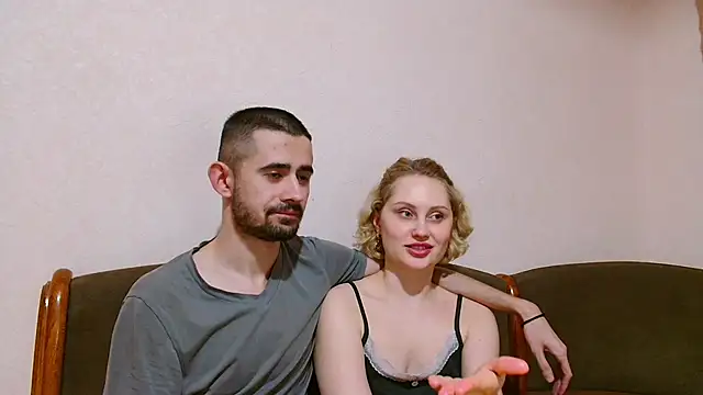 Snapshot of Sweet__Daddy chatting on February 2025 04:33:02 PM Sweet Daddy online show from February 2025 04:33:02 PM