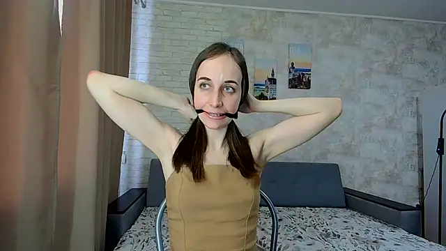 Anika bloom online show from April 2026 10:00:01 AM