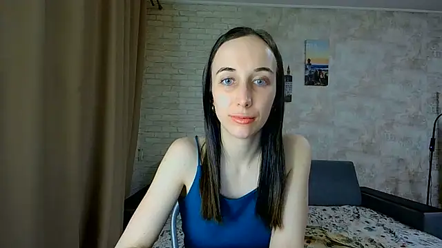 Snapshot of Anika_bloom chatting on May 2026 08:17:01 PM Anika bloom online show from May 2026 08:17:01 PM