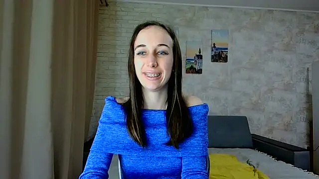Snapshot of Anika_bloom chatting on May 2026 08:37:02 PM Anika bloom online show from May 2026 08:37:02 PM